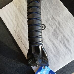 Black and Blue Scraper by